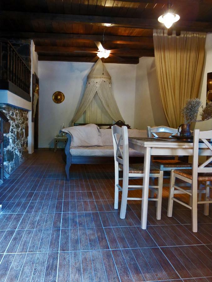 PefkoPetro Traditional House Keramotí Exterior foto